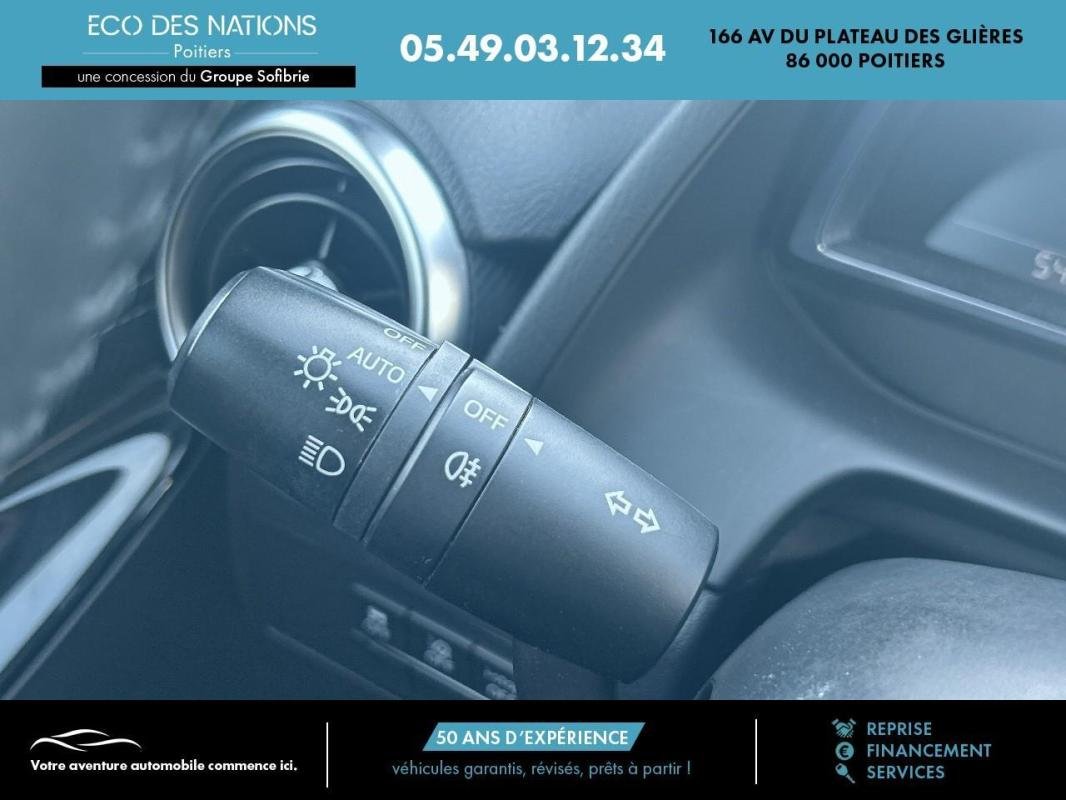 Mazda 2 - Photo 24