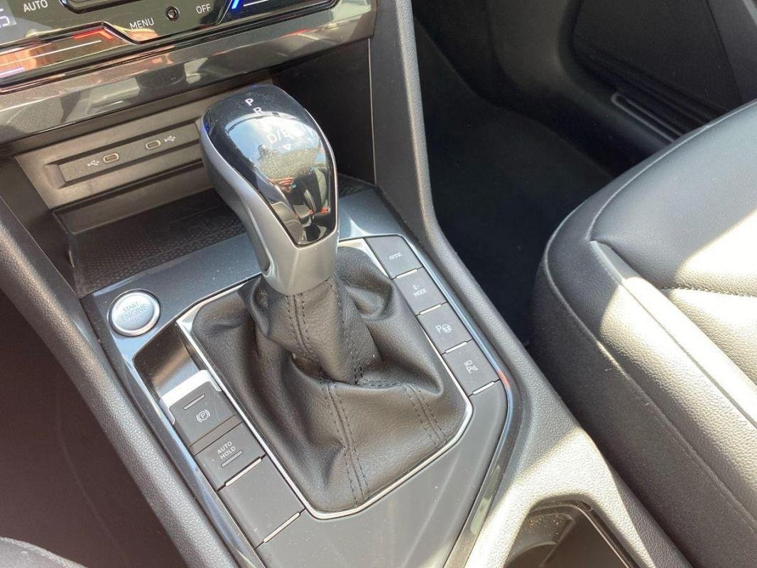 Volkswagen Tiguan - Photo 11