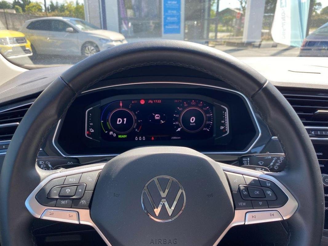 Volkswagen Tiguan - Photo 20