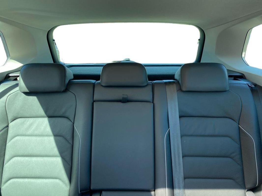 Volkswagen Tiguan - Photo 22