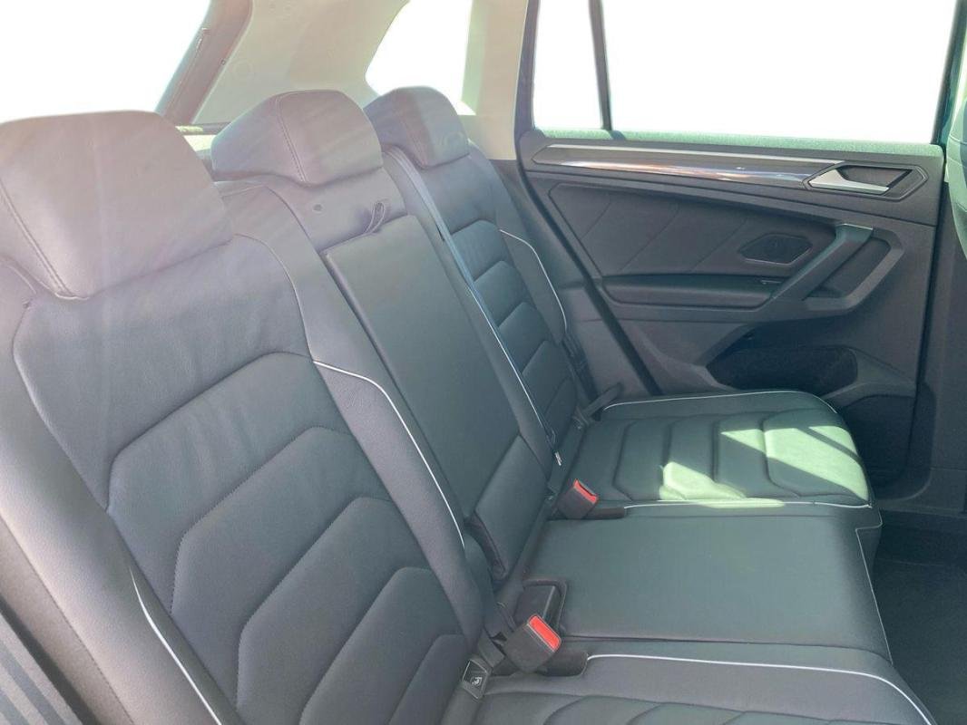 Volkswagen Tiguan - Photo 23