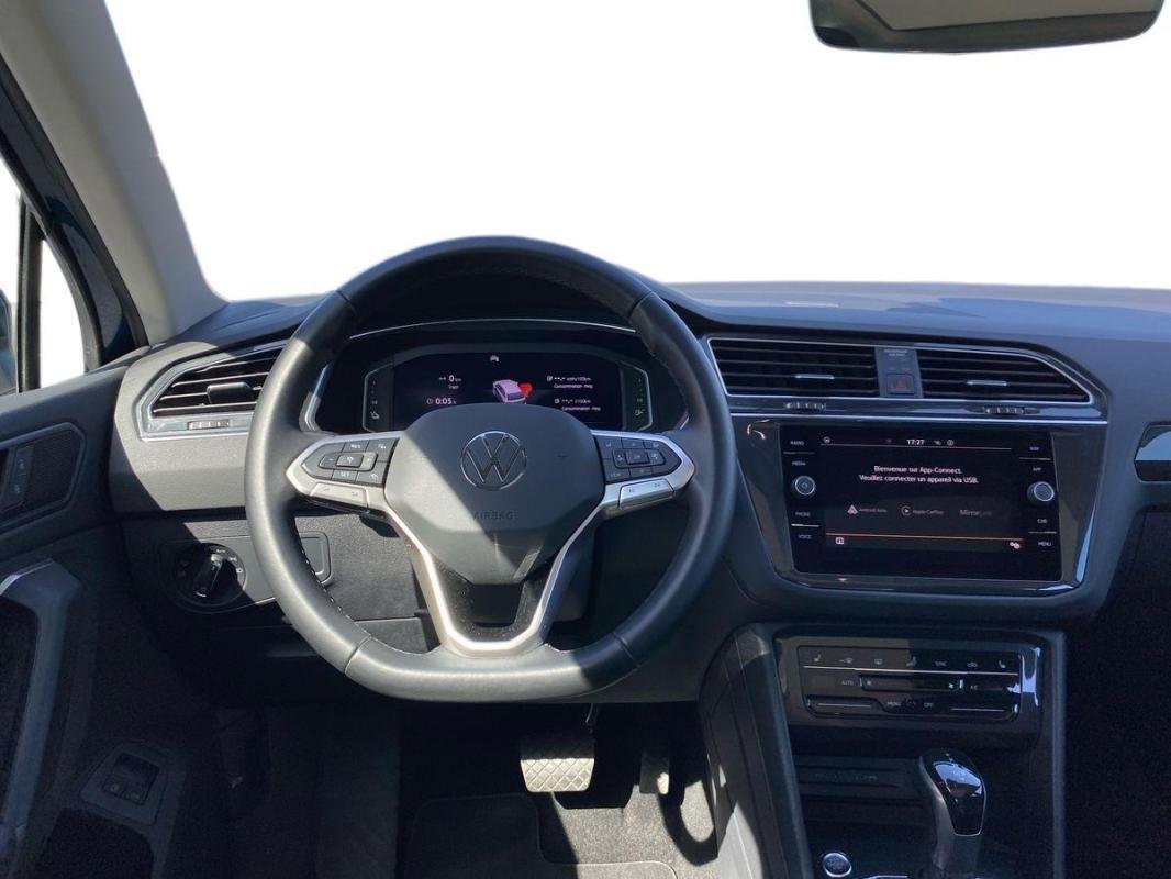 Volkswagen Tiguan - Photo 24