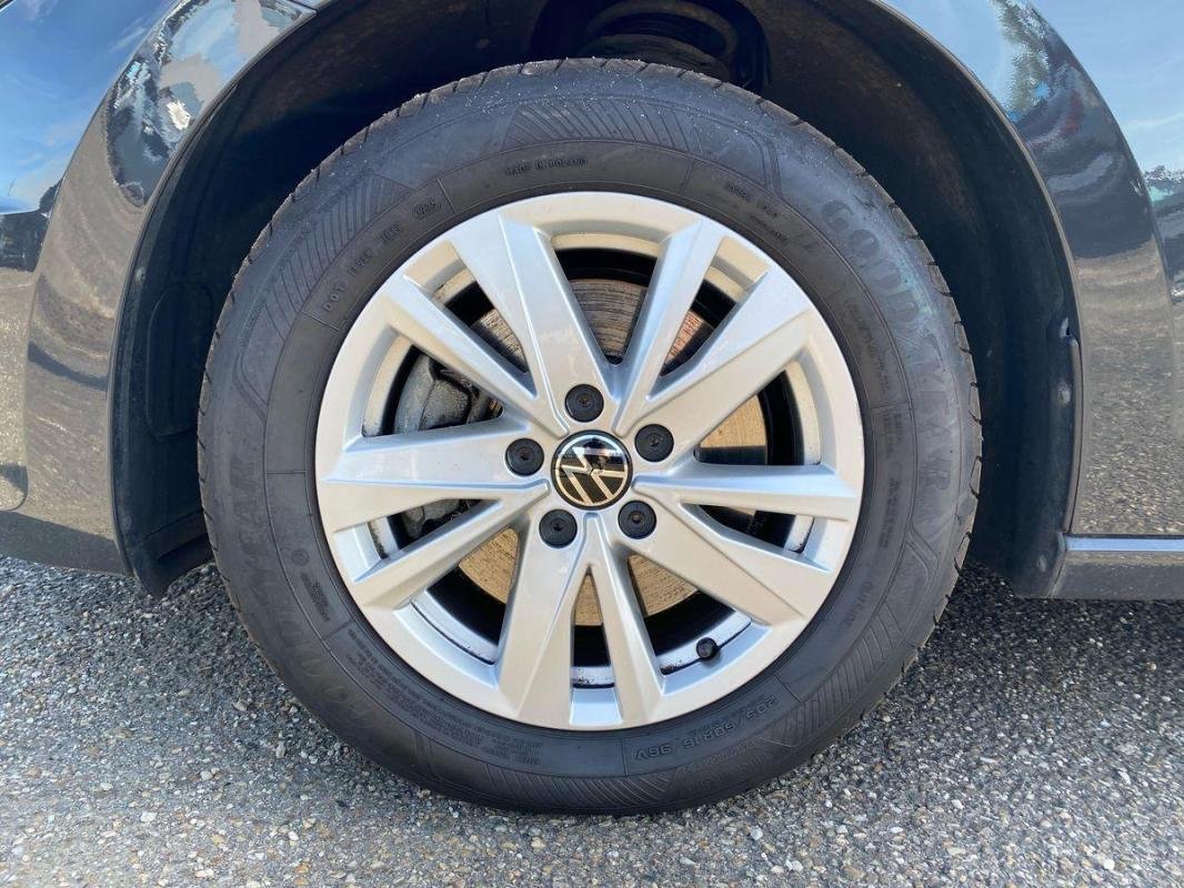 Volkswagen Touran - Photo 29