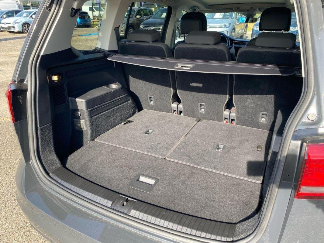 Volkswagen Touran - Photo 32