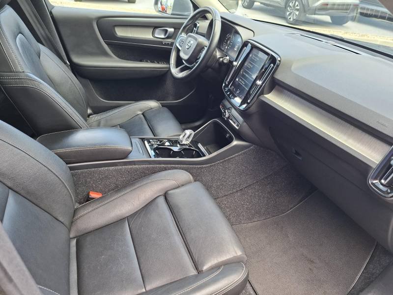 Volvo XC40 - Photo 22