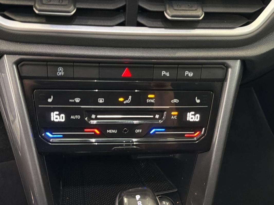 Volkswagen T-Roc - Photo 19
