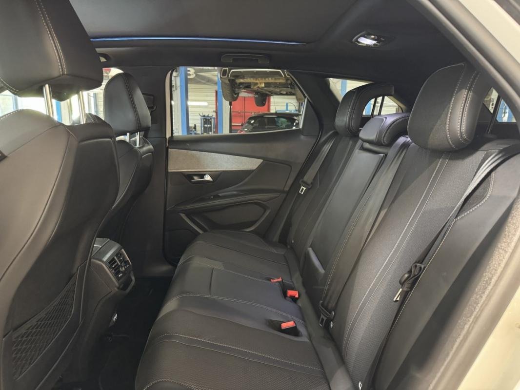 Peugeot 3008 - Photo 12