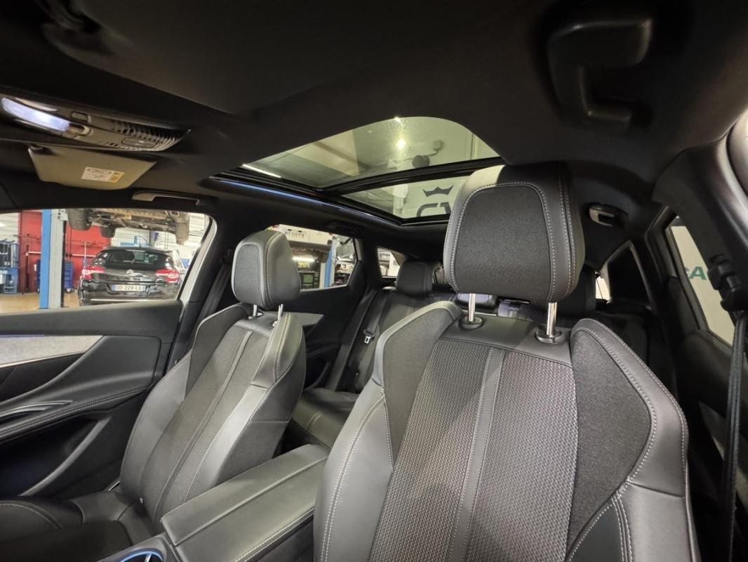 Peugeot 3008 - Photo 14