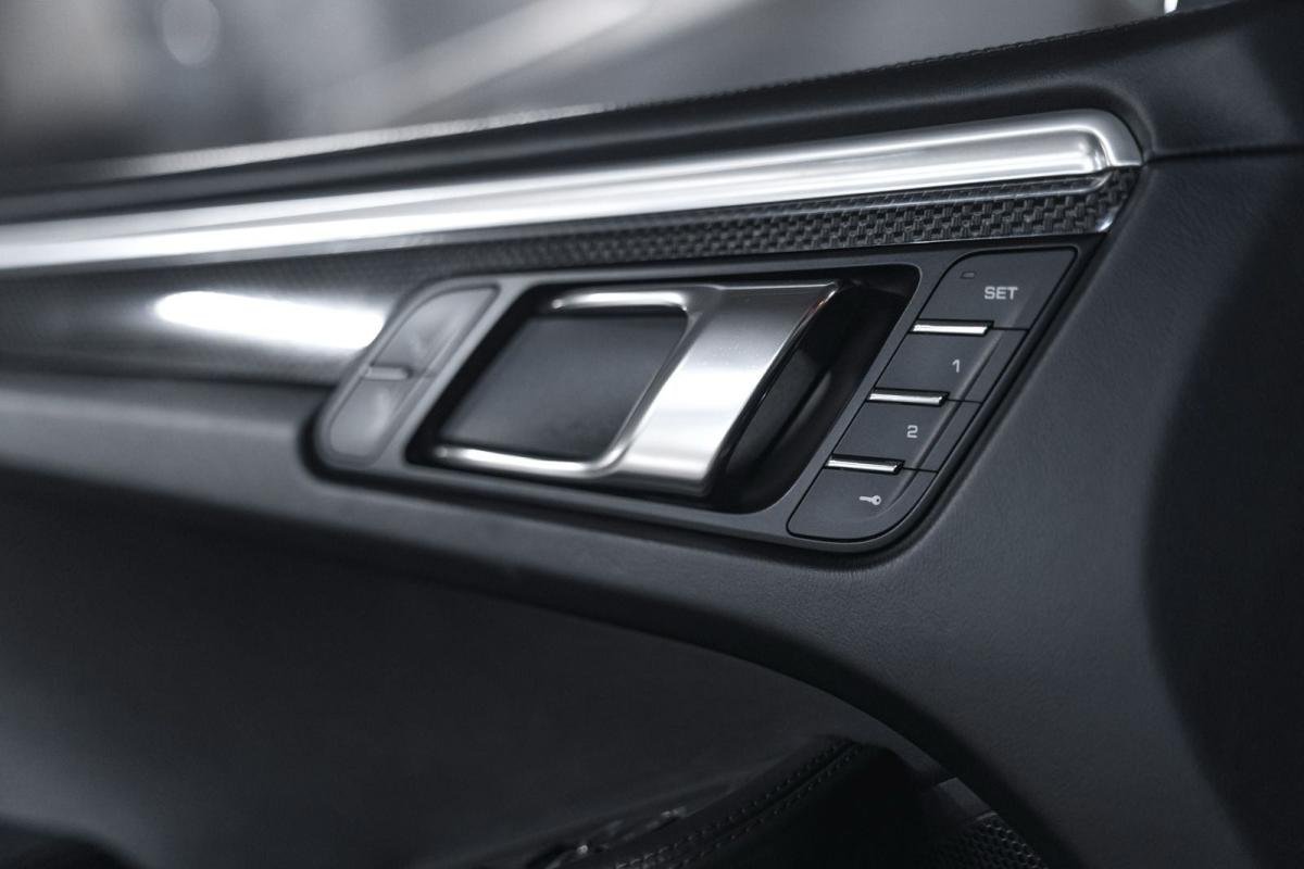 Porsche Macan - Photo 30