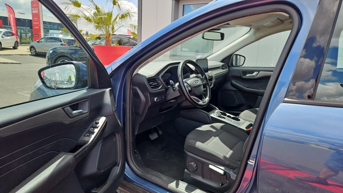 Ford Kuga - Photo 12