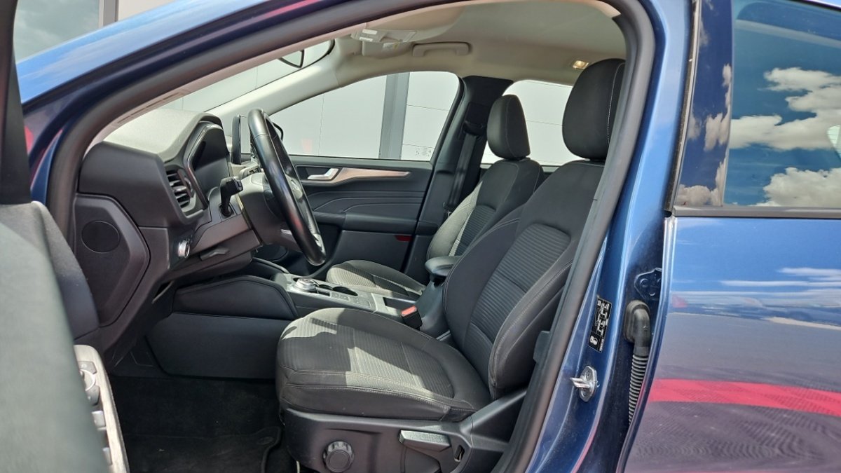 Ford Kuga - Photo 14