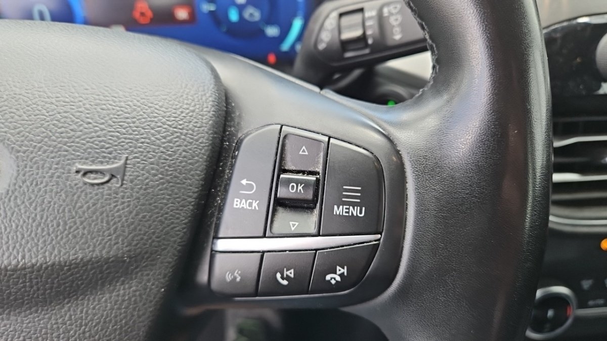 Ford Kuga - Photo 21
