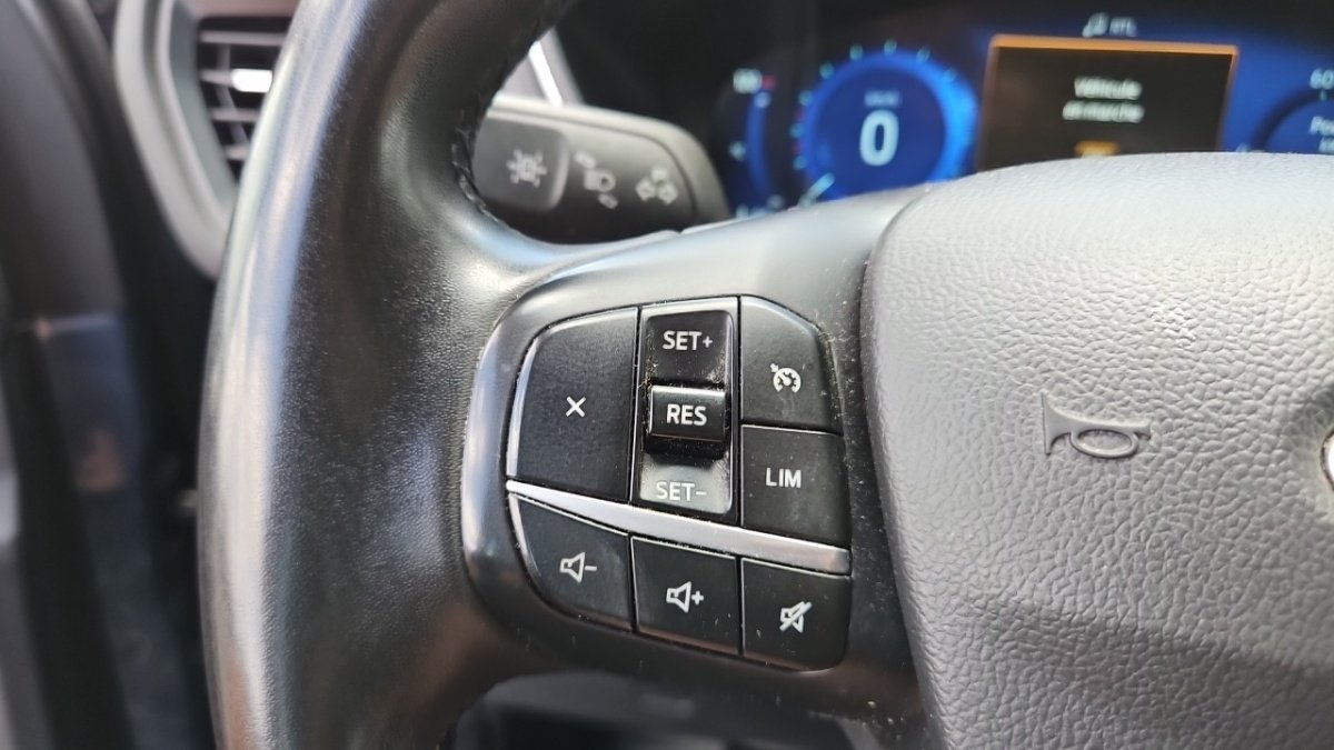 Ford Kuga - Photo 22