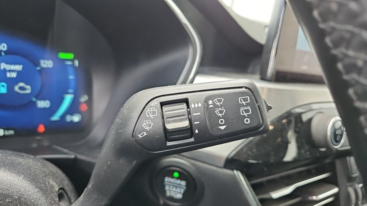 Ford Kuga - Photo 23