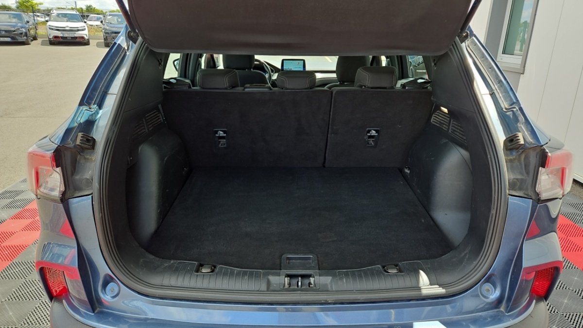 Ford Kuga - Photo 9