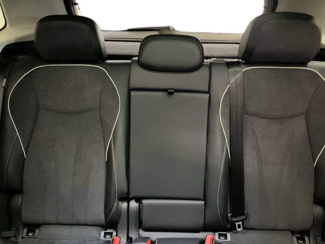 Volkswagen Tiguan - Photo 22