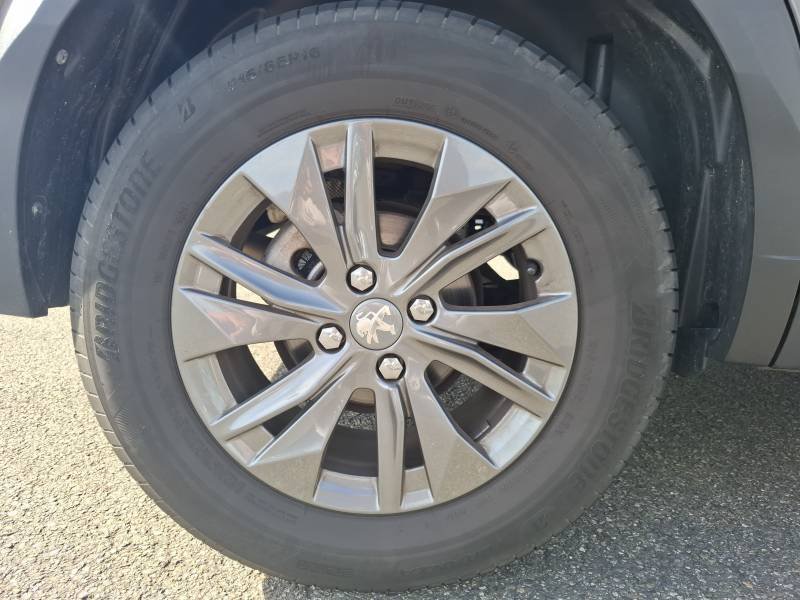Peugeot 2008 - Photo 13