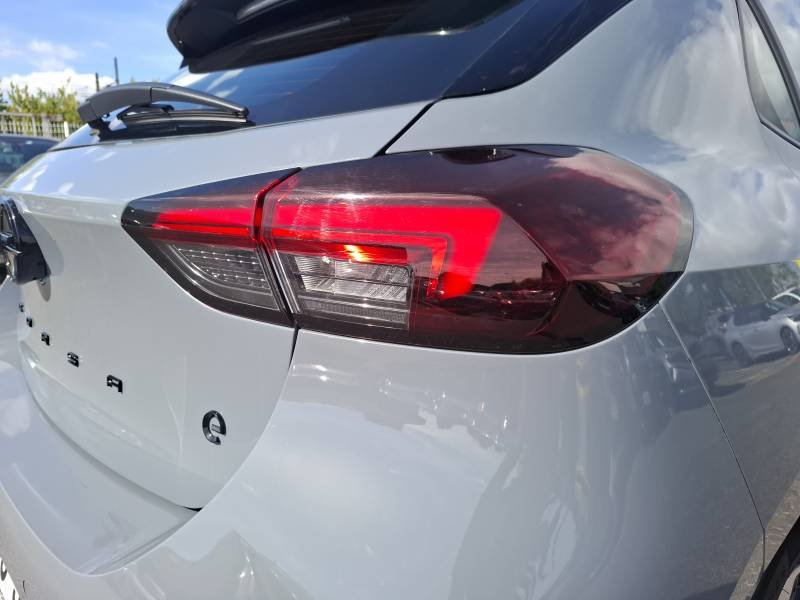 Opel Corsa - Photo 13