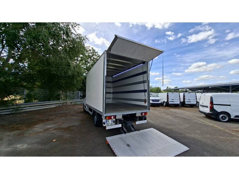 Renault Master - Photo 17
