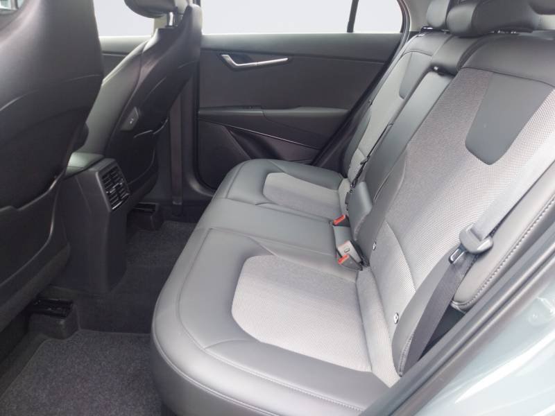 Kia Niro - Photo 11