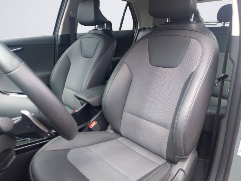 Kia Niro - Photo 12