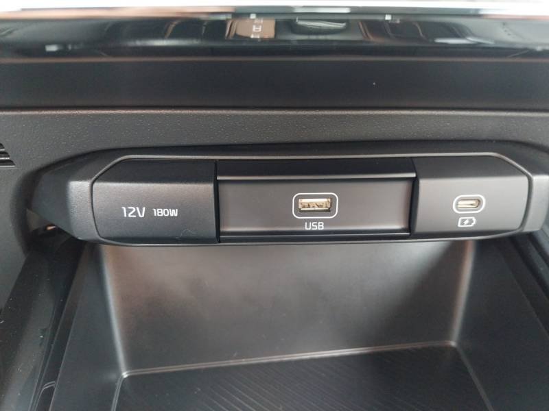 Kia Niro - Photo 25