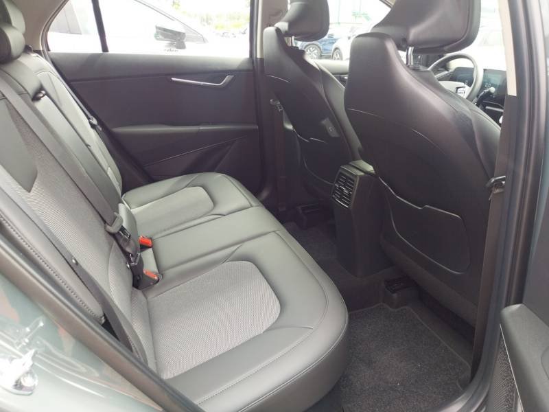 Kia Niro - Photo 33