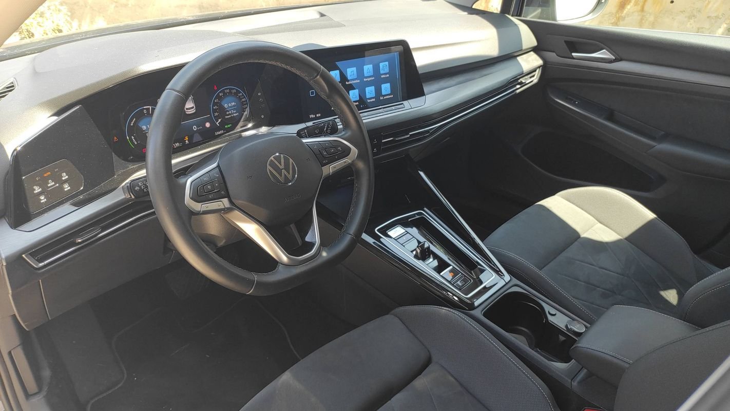 Volkswagen Golf - Photo 8