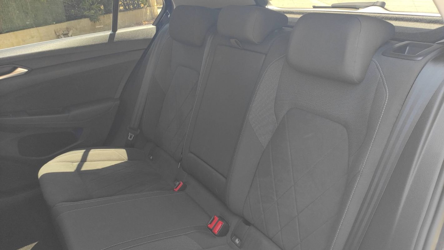 Volkswagen Golf - Photo 9