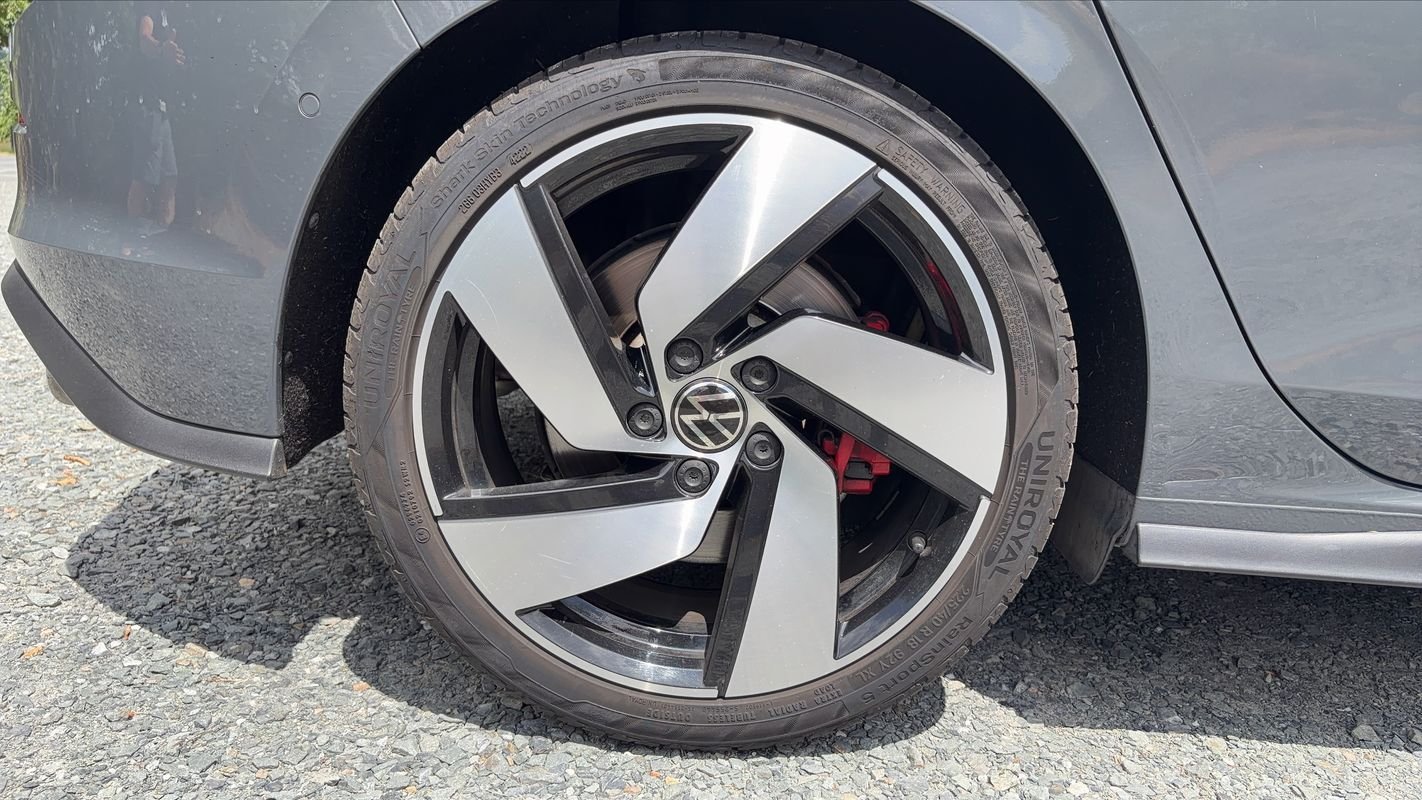 Volkswagen Golf - Photo 16
