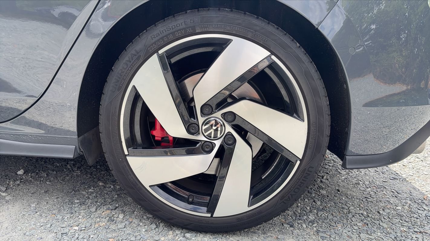 Volkswagen Golf - Photo 19