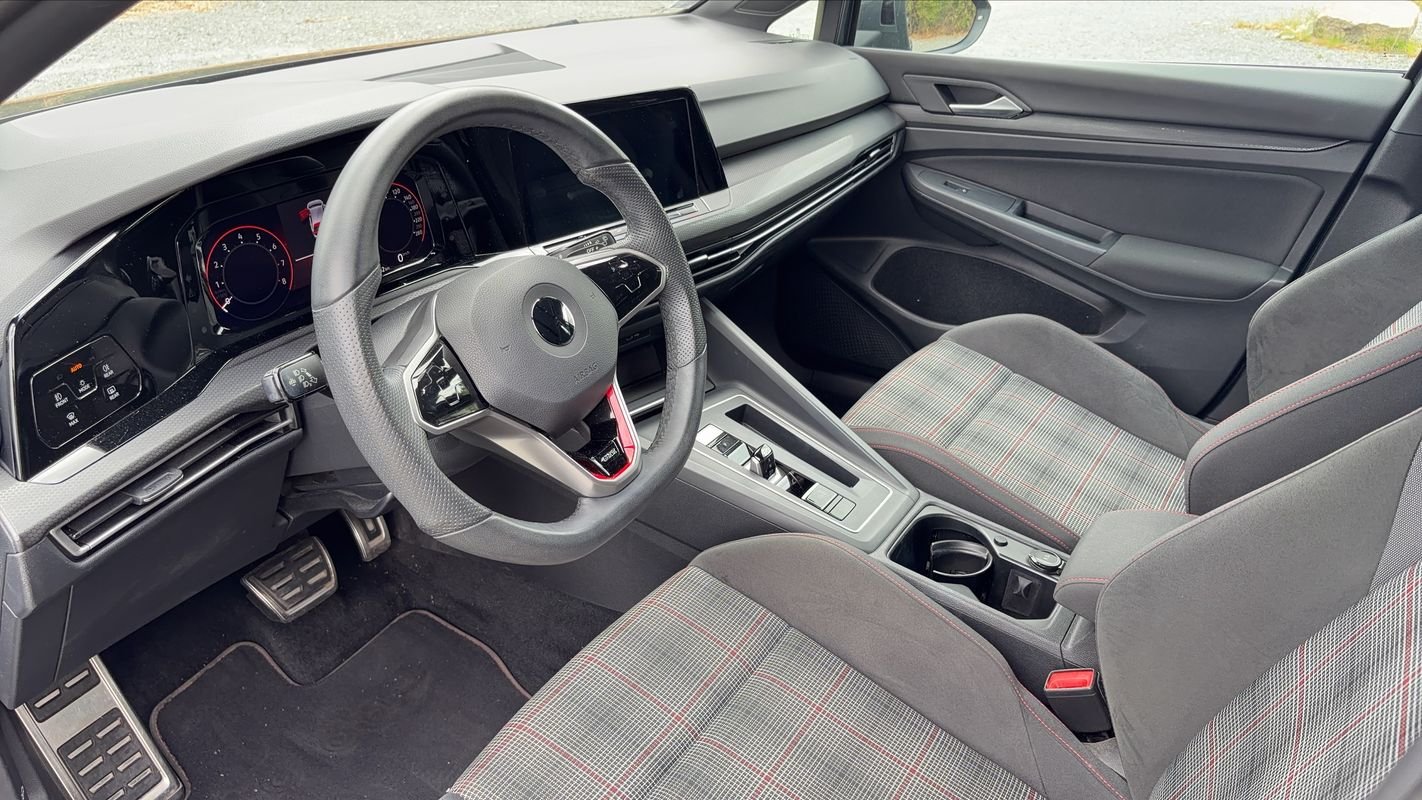 Volkswagen Golf - Photo 8