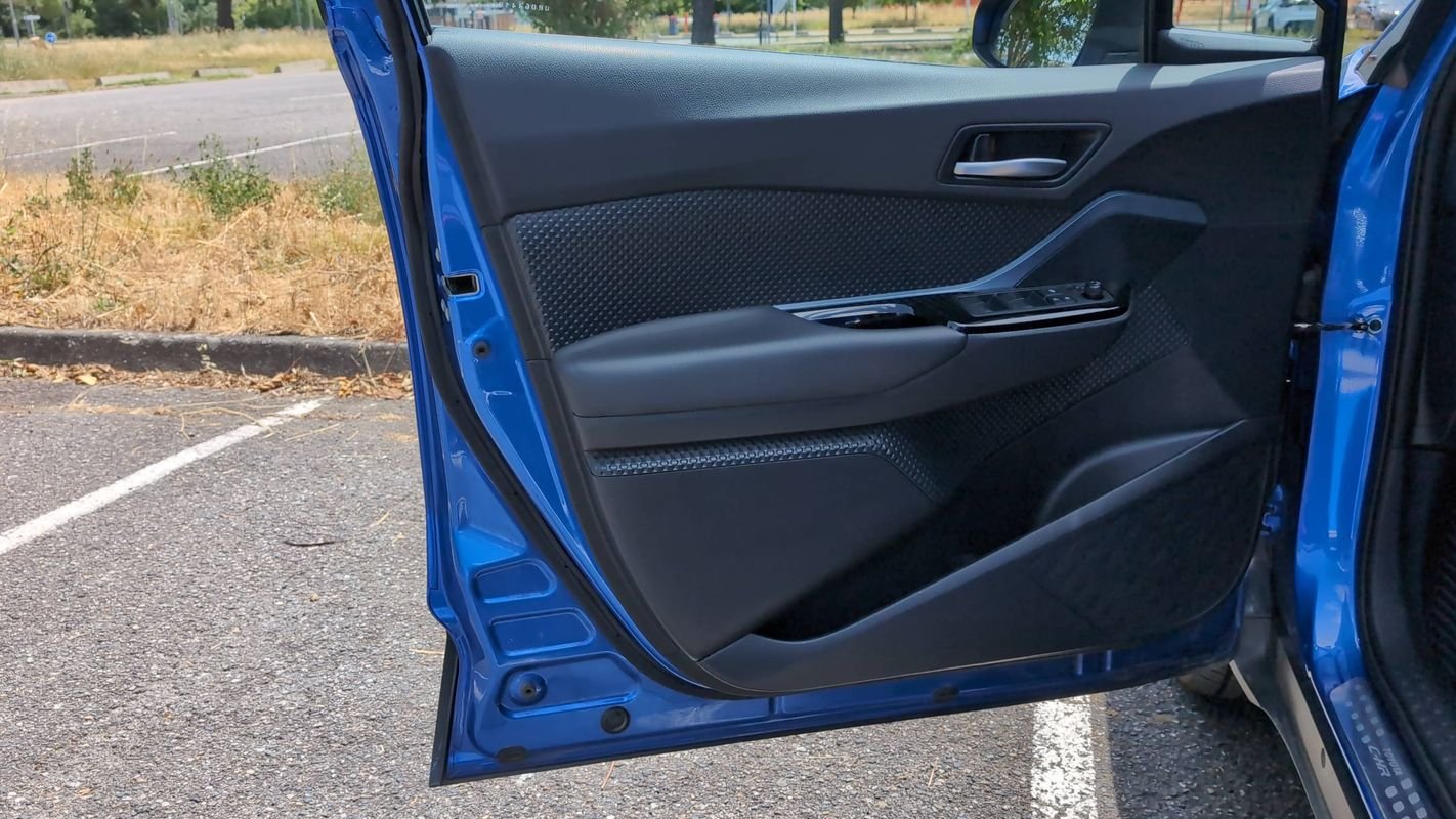Toyota C-HR - Photo 7