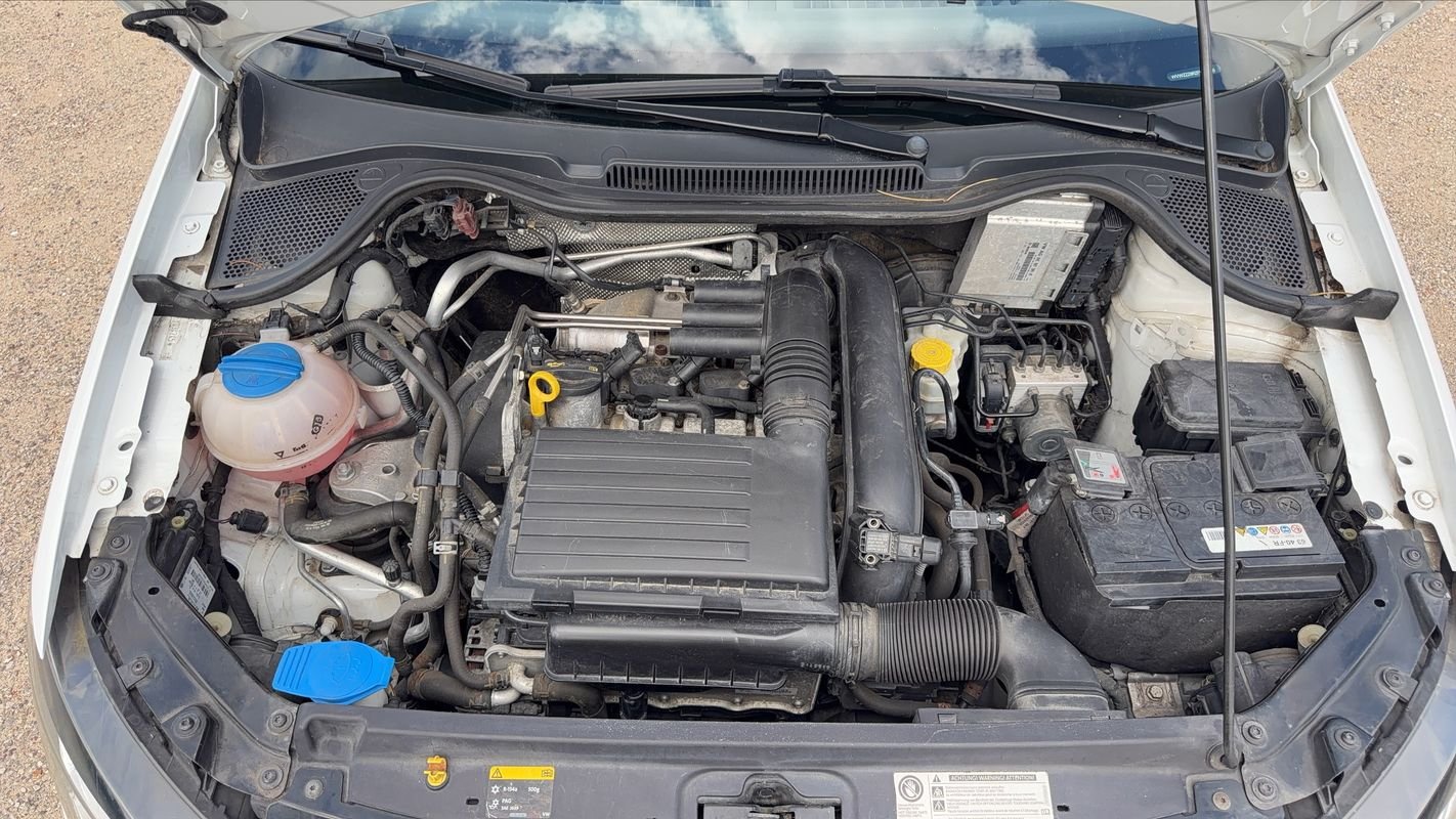 Volkswagen Polo - Photo 15