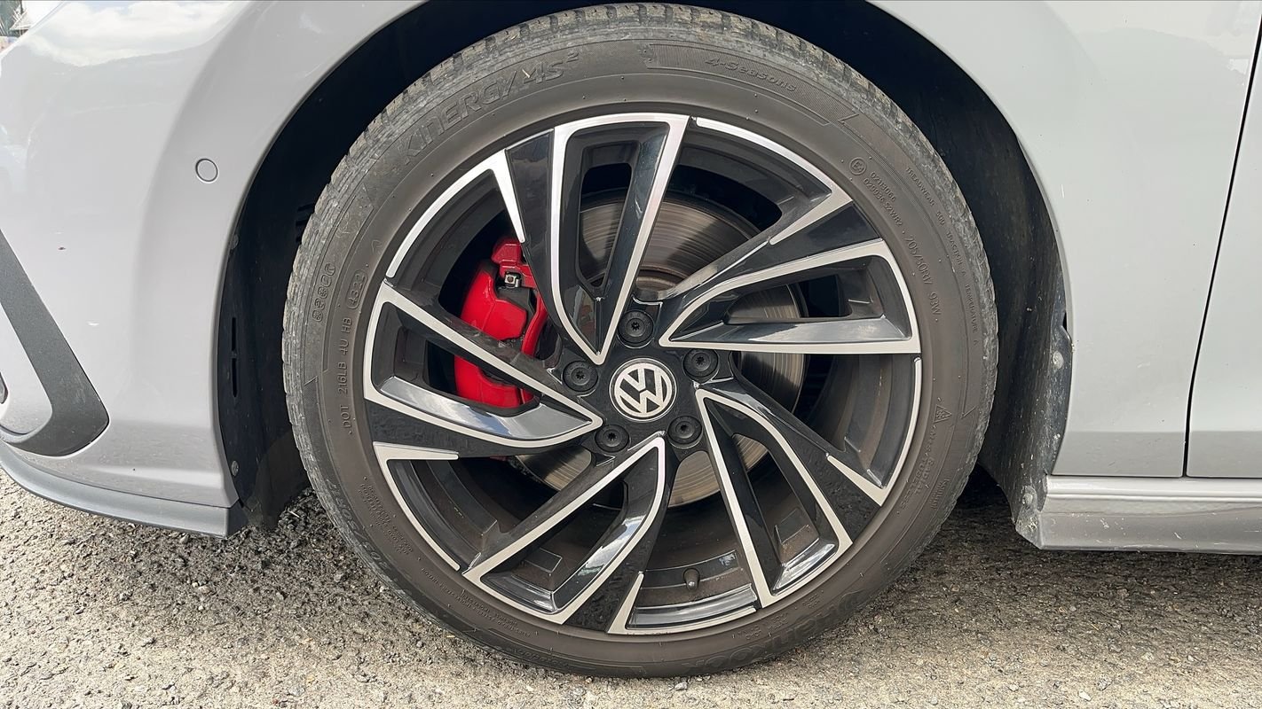 Volkswagen Golf - Photo 18