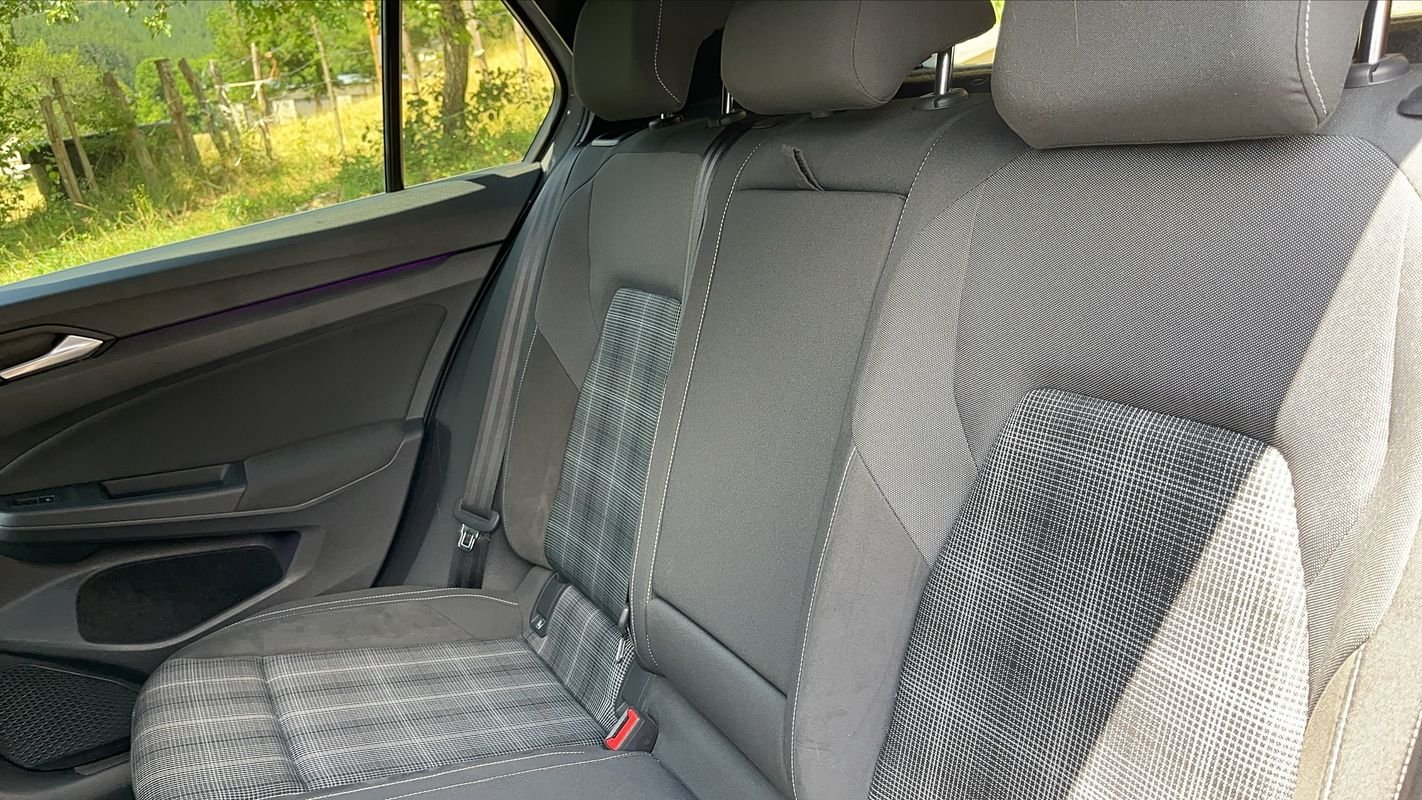 Volkswagen Golf - Photo 9