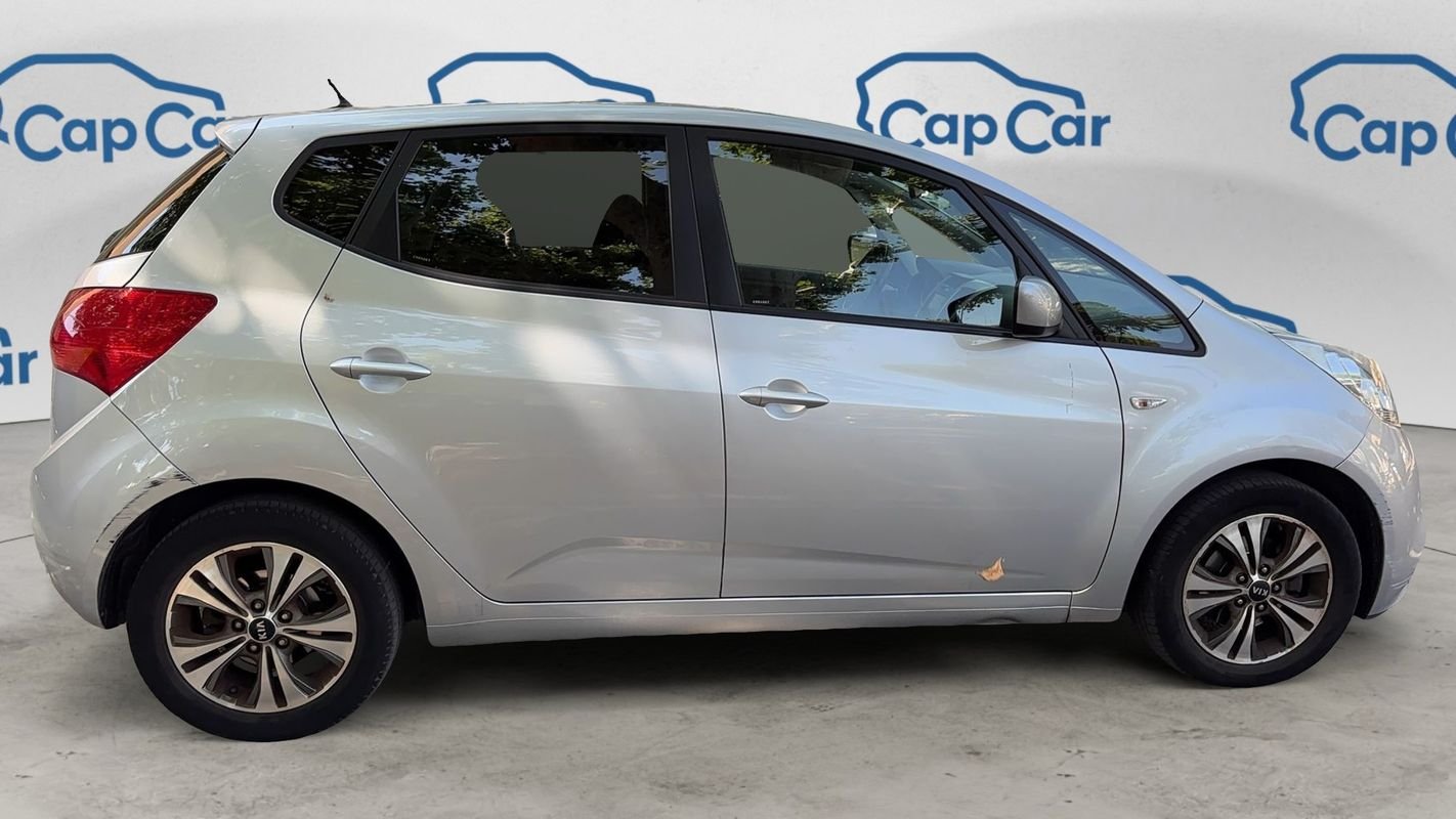 Kia Venga - Photo 4