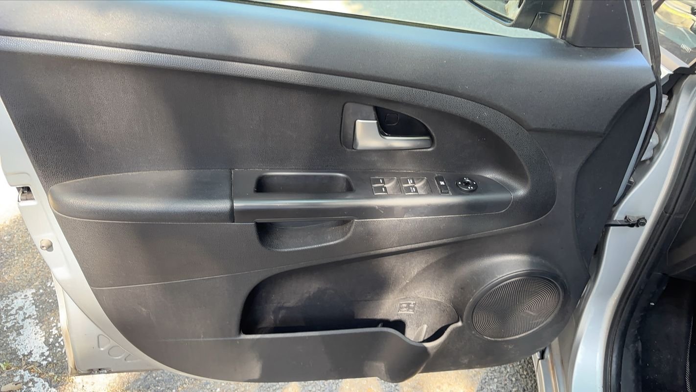 Kia Venga - Photo 7