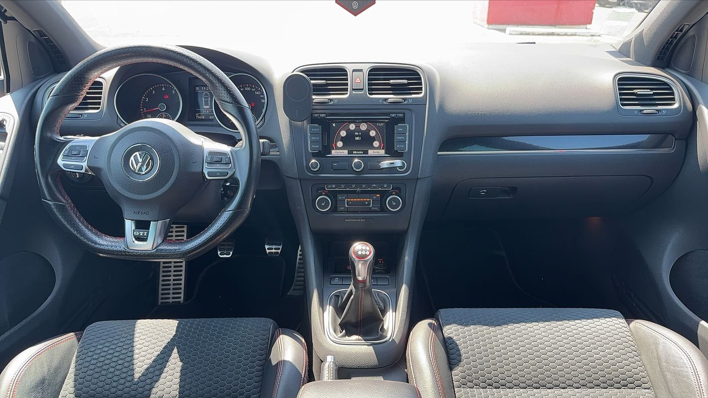 Volkswagen Golf - Photo 11