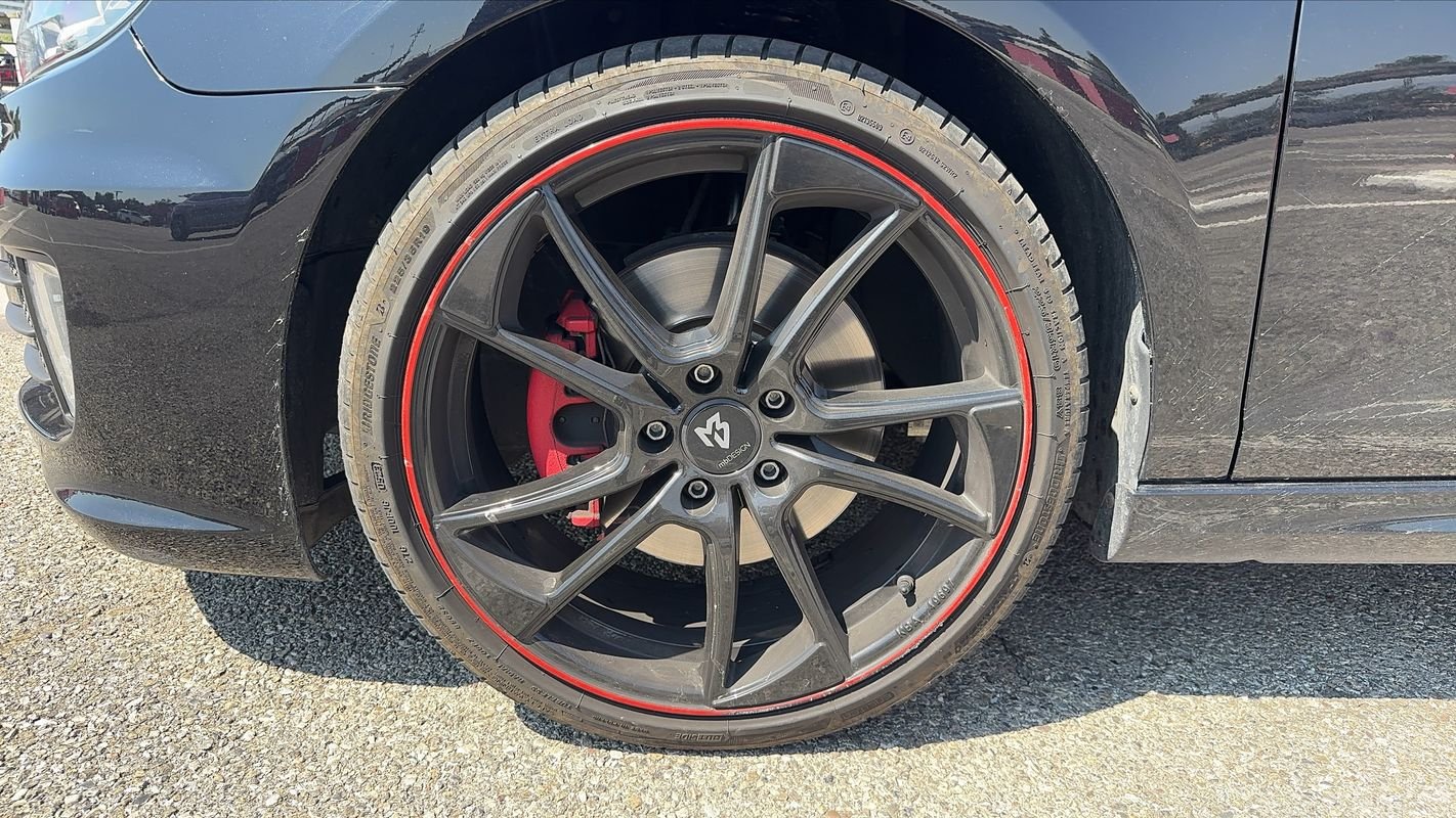 Volkswagen Golf - Photo 18
