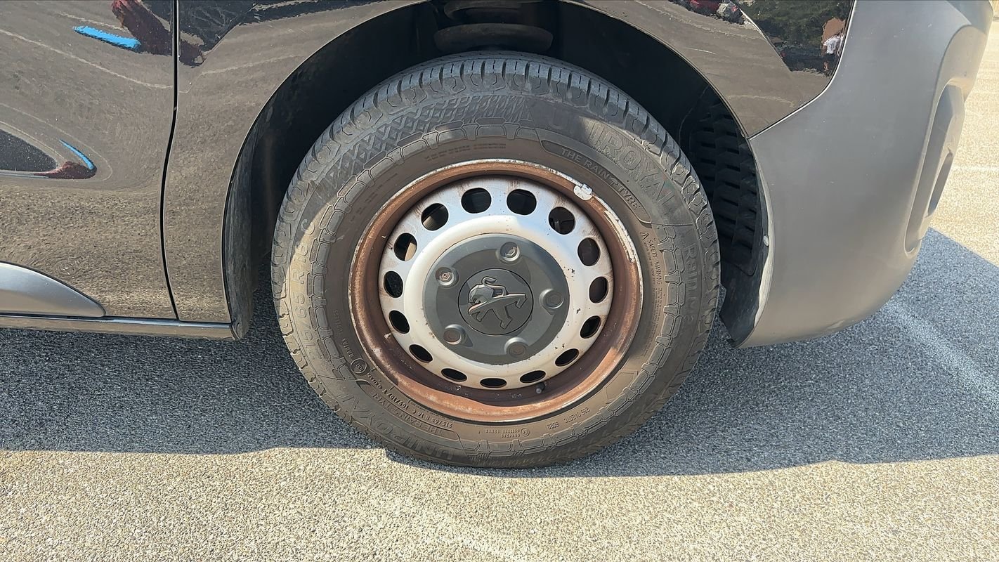 Peugeot Traveller - Photo 17