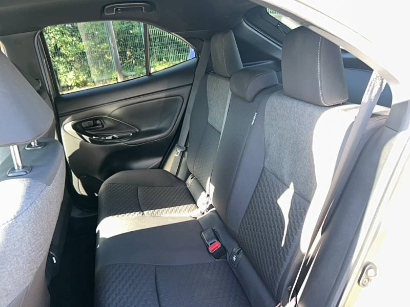 Toyota Yaris - Photo 29