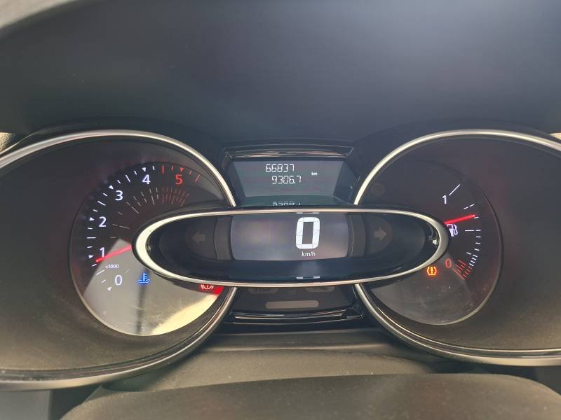 Renault Clio - Photo 32