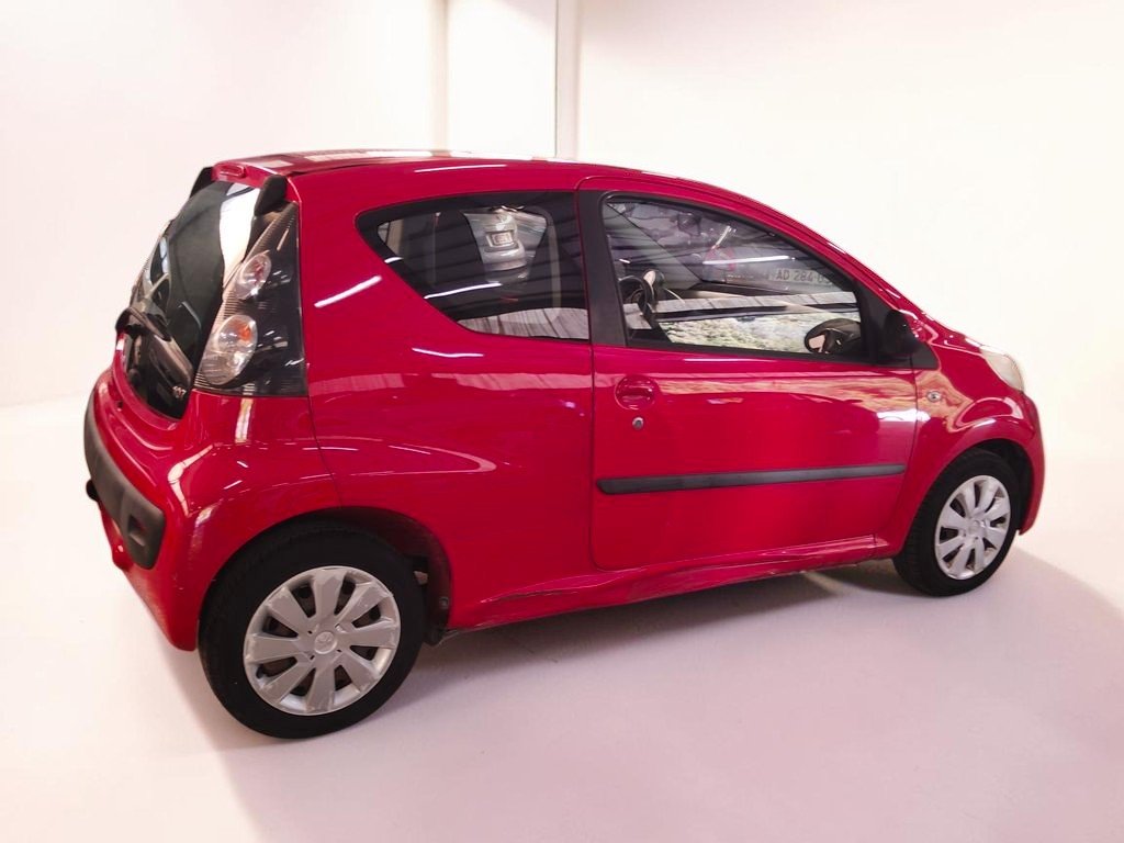 Peugeot 107 - Photo 7