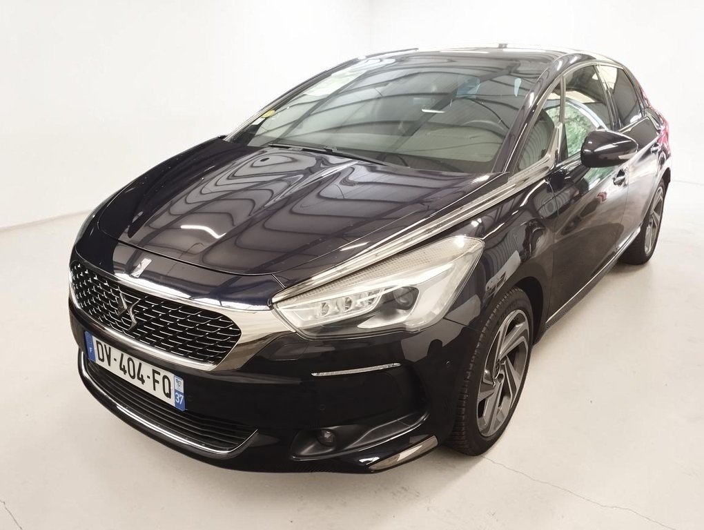 DS DS 5 - Photo 1