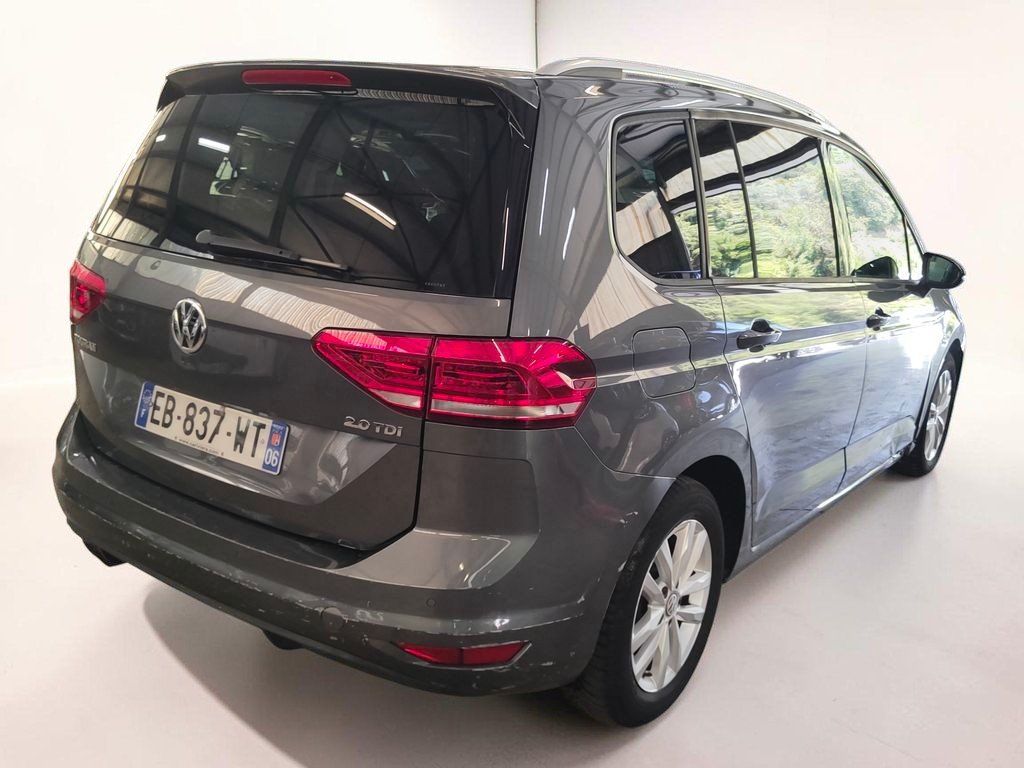 Volkswagen Touran - Photo 2