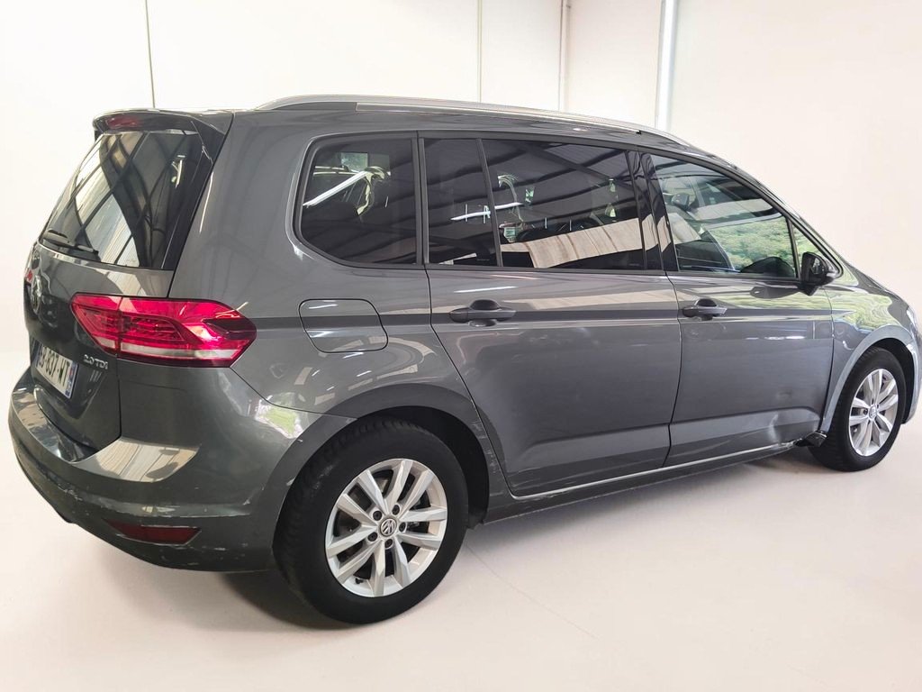 Volkswagen Touran - Photo 7