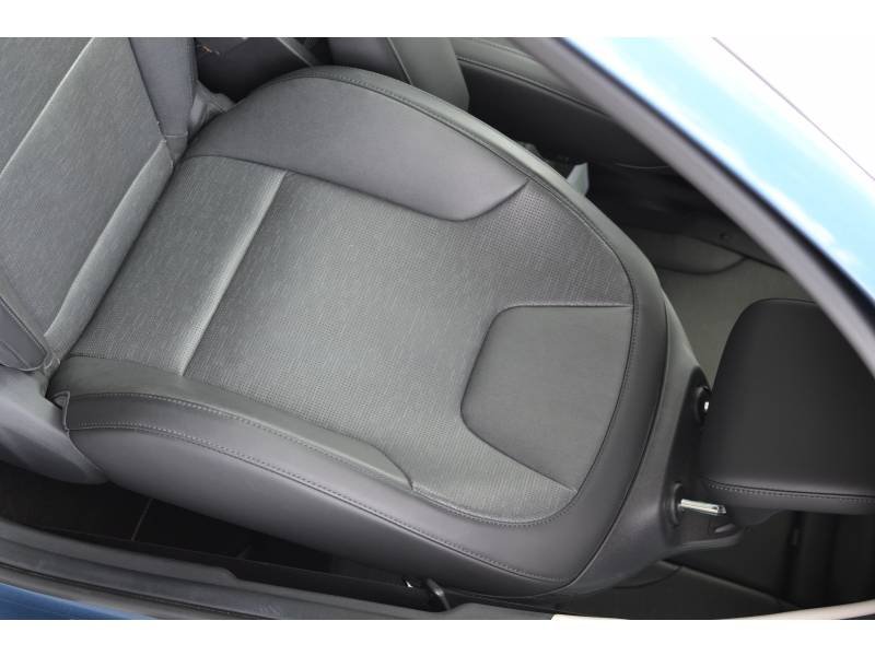 Kia Niro - Photo 25