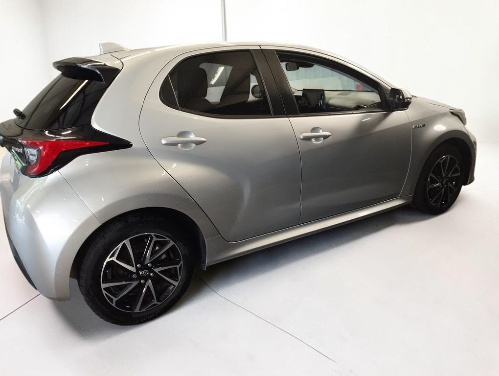 Toyota Yaris - Photo 7