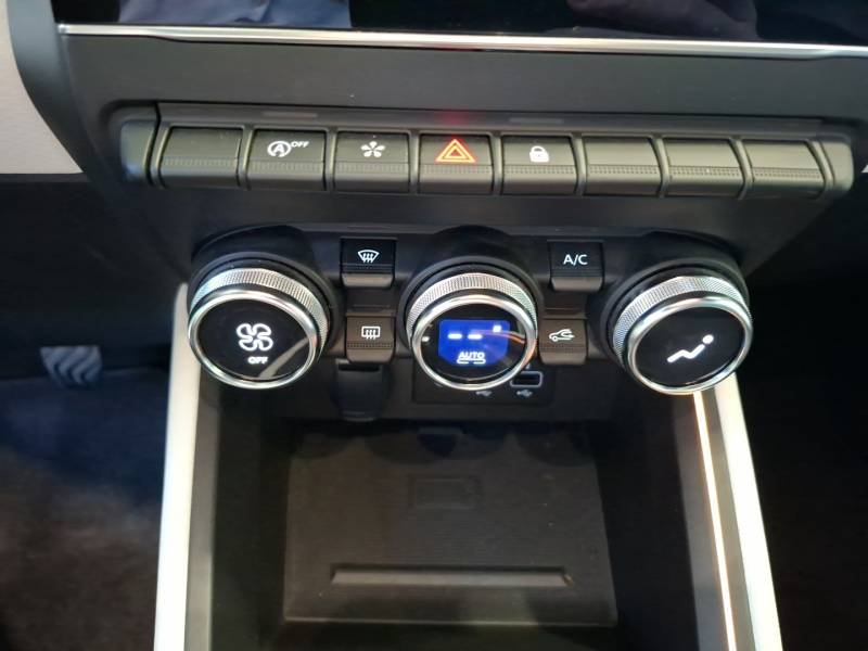 Renault Clio - Photo 21
